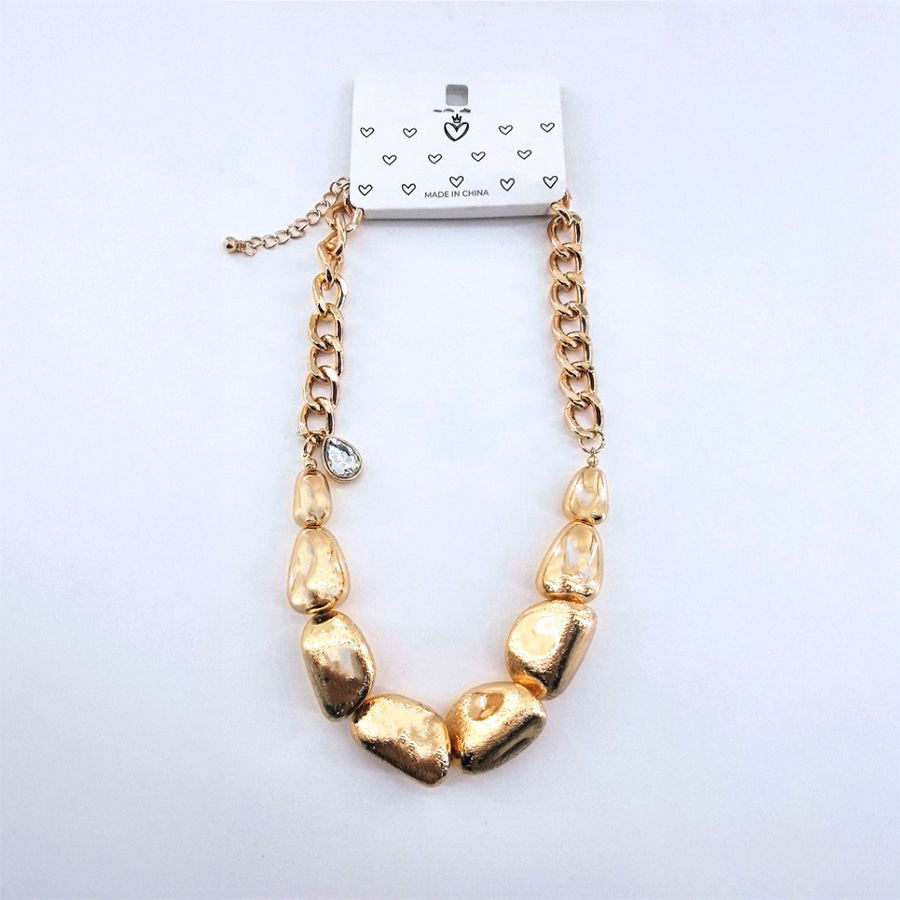 COLLAR TRENDY