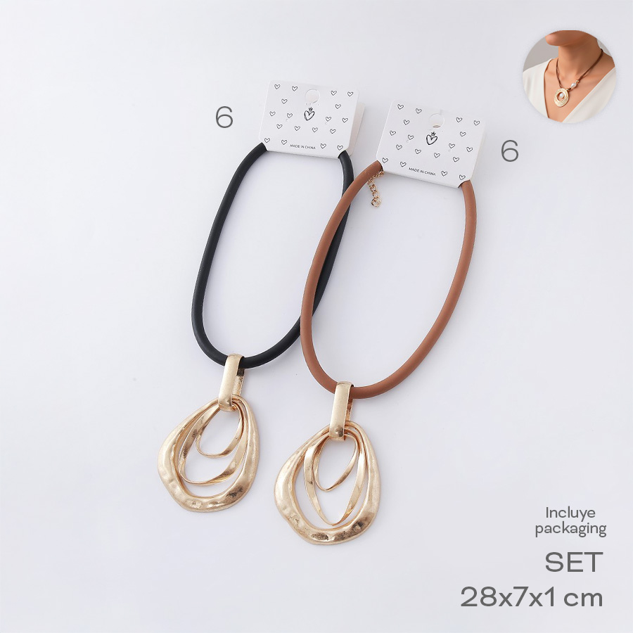COLLAR TRENDY