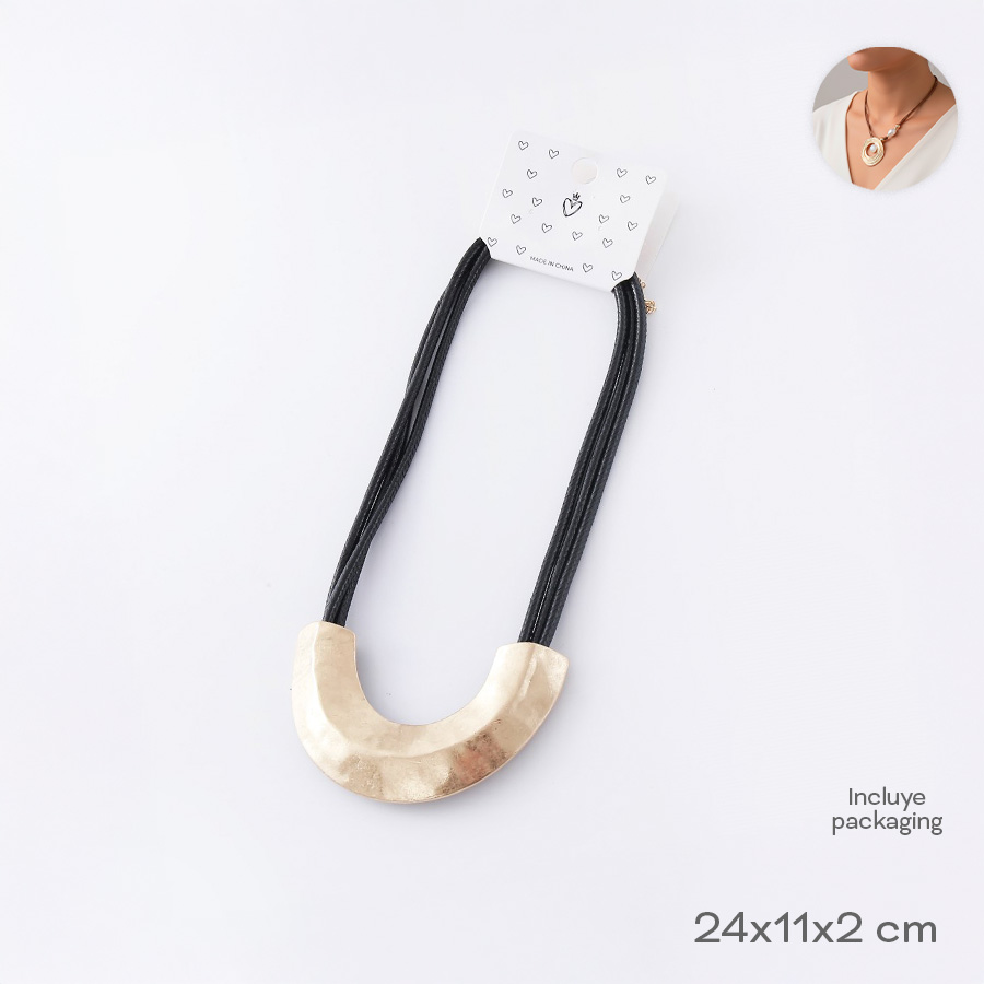 COLLAR TRENDY